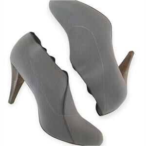 Banana Republic gray fabric heeled ankle booties - Size 7.5